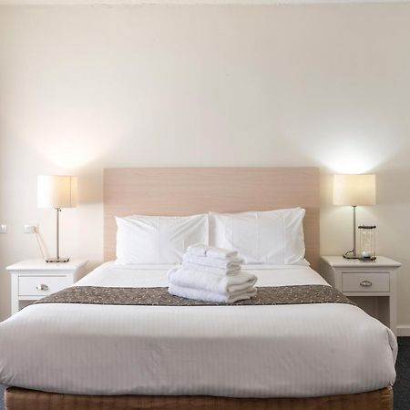 Adelaide Granada Motor Inn Extérieur photo