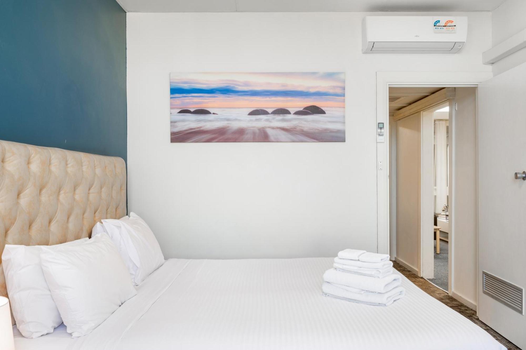 Adelaide Granada Motor Inn Extérieur photo