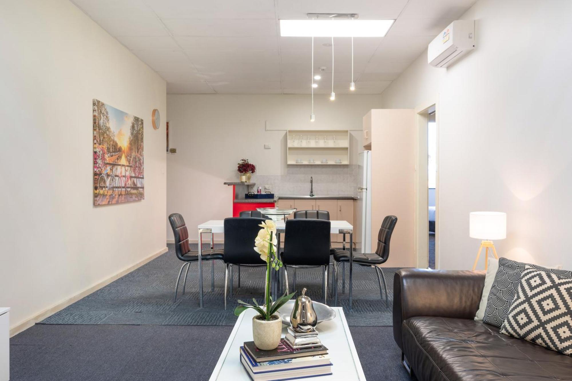 Adelaide Granada Motor Inn Extérieur photo