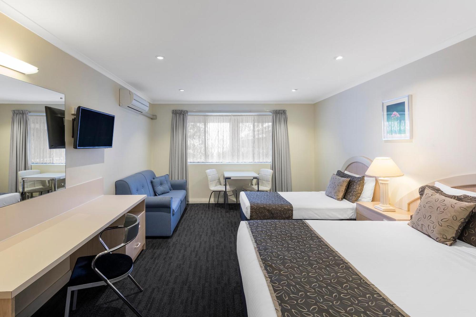 Adelaide Granada Motor Inn Extérieur photo